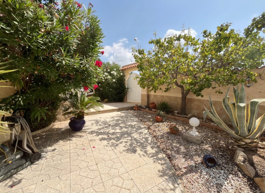 Herverkoop - Vrijstaande woning / Villa -
Ciudad Quesada - Rojales - Ciudad Quesada