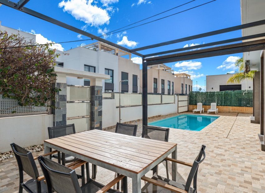 Herverkoop - Vrijstaande woning / Villa -
Ciudad Quesada - Rojales - Ciudad Quesada