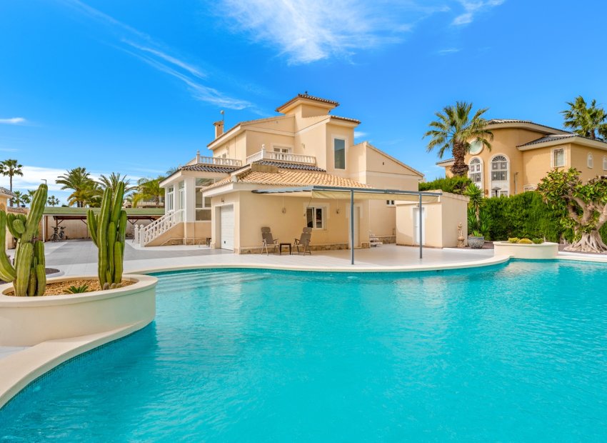 Herverkoop - Vrijstaande woning / Villa -
Ciudad Quesada - Rojales - Ciudad Quesada
