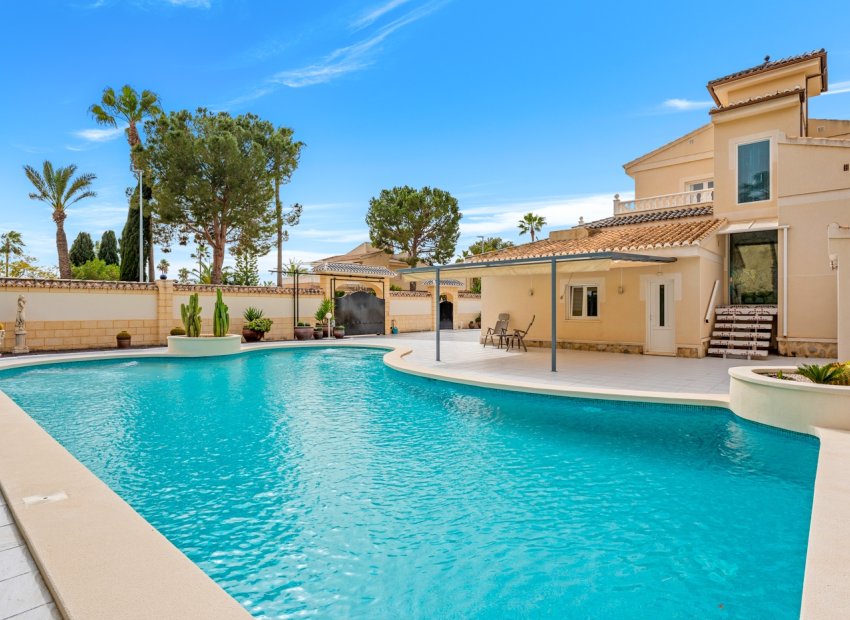 Herverkoop - Vrijstaande woning / Villa -
Ciudad Quesada - Rojales - Ciudad Quesada