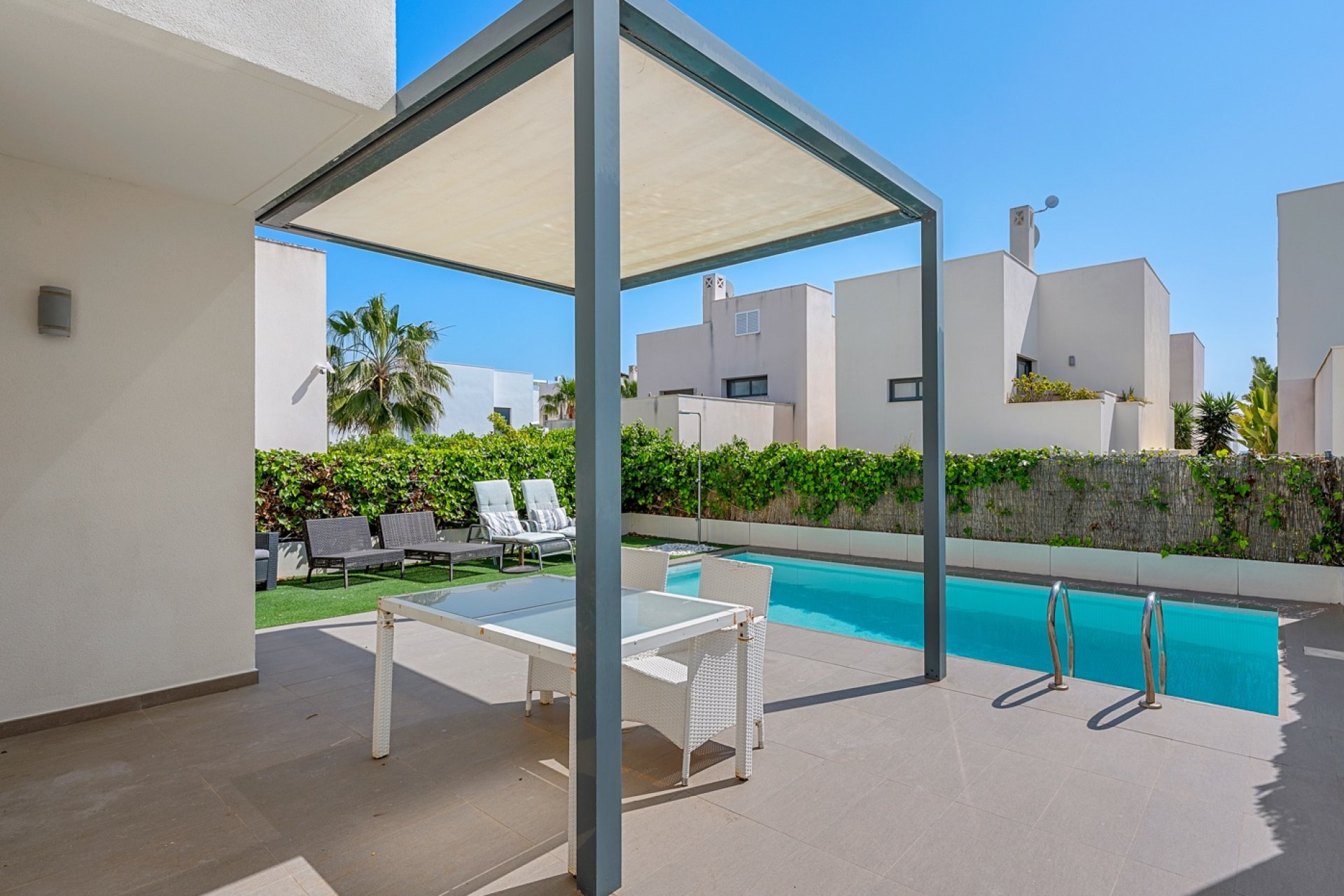Herverkoop - Vrijstaande woning / Villa -
Ciudad Quesada - Rojales - Ciudad Quesada