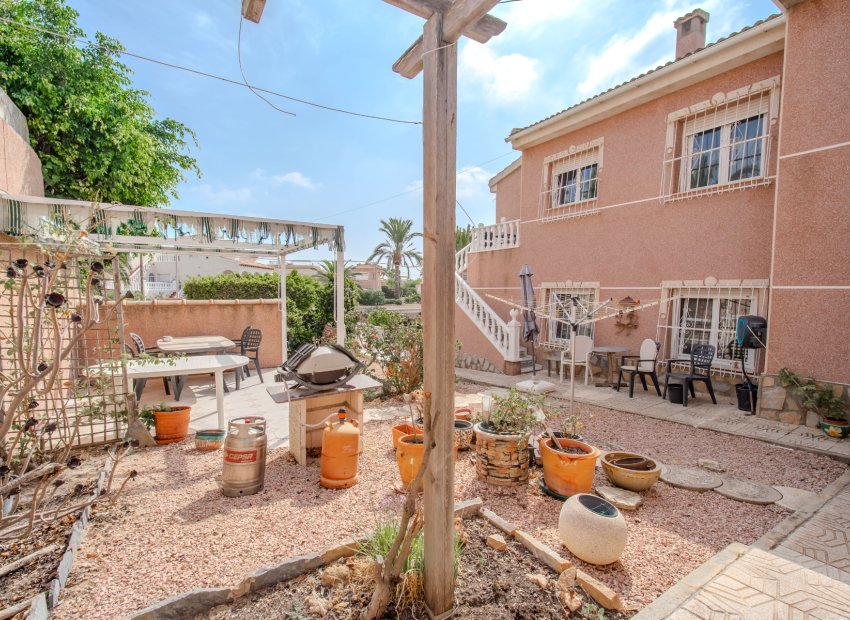 Herverkoop - Vrijstaande woning / Villa -
Ciudad Quesada - Rojales - Ciudad Quesada