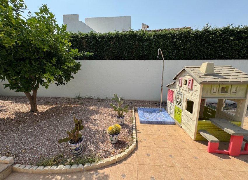 Herverkoop - Vrijstaande woning / Villa -
Ciudad Quesada - Rojales - Ciudad Quesada