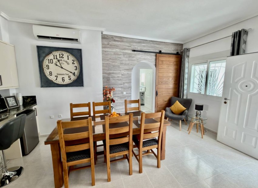 Herverkoop - Vrijstaande woning / Villa -
Ciudad Quesada - Rojales - Ciudad Quesada