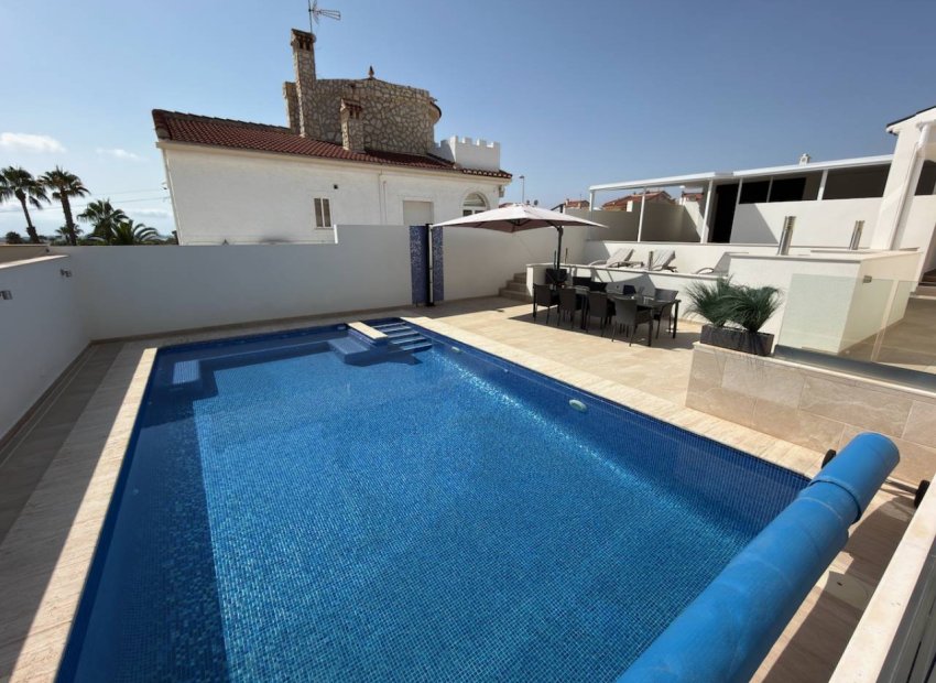 Herverkoop - Vrijstaande woning / Villa -
Ciudad Quesada - Rojales - Ciudad Quesada