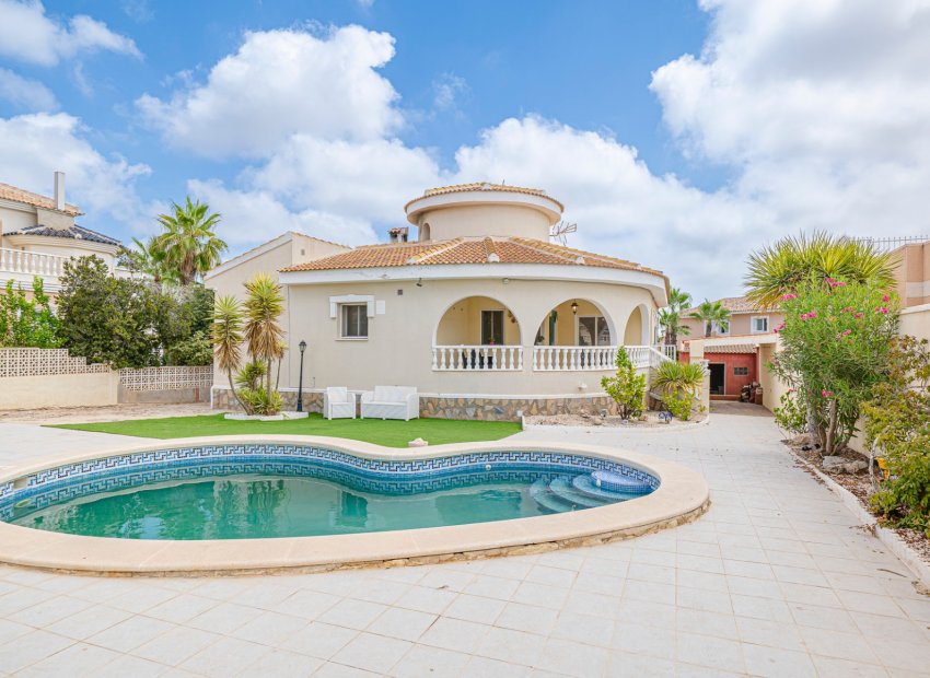 Herverkoop - Vrijstaande woning / Villa -
Ciudad Quesada - Rojales - Ciudad Quesada