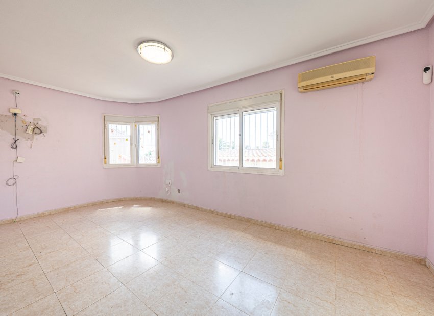 Herverkoop - Vrijstaande woning / Villa -
Ciudad Quesada - Rojales - Ciudad Quesada