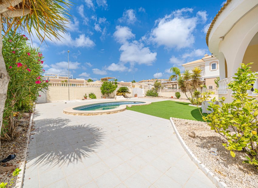 Herverkoop - Vrijstaande woning / Villa -
Ciudad Quesada - Rojales - Ciudad Quesada