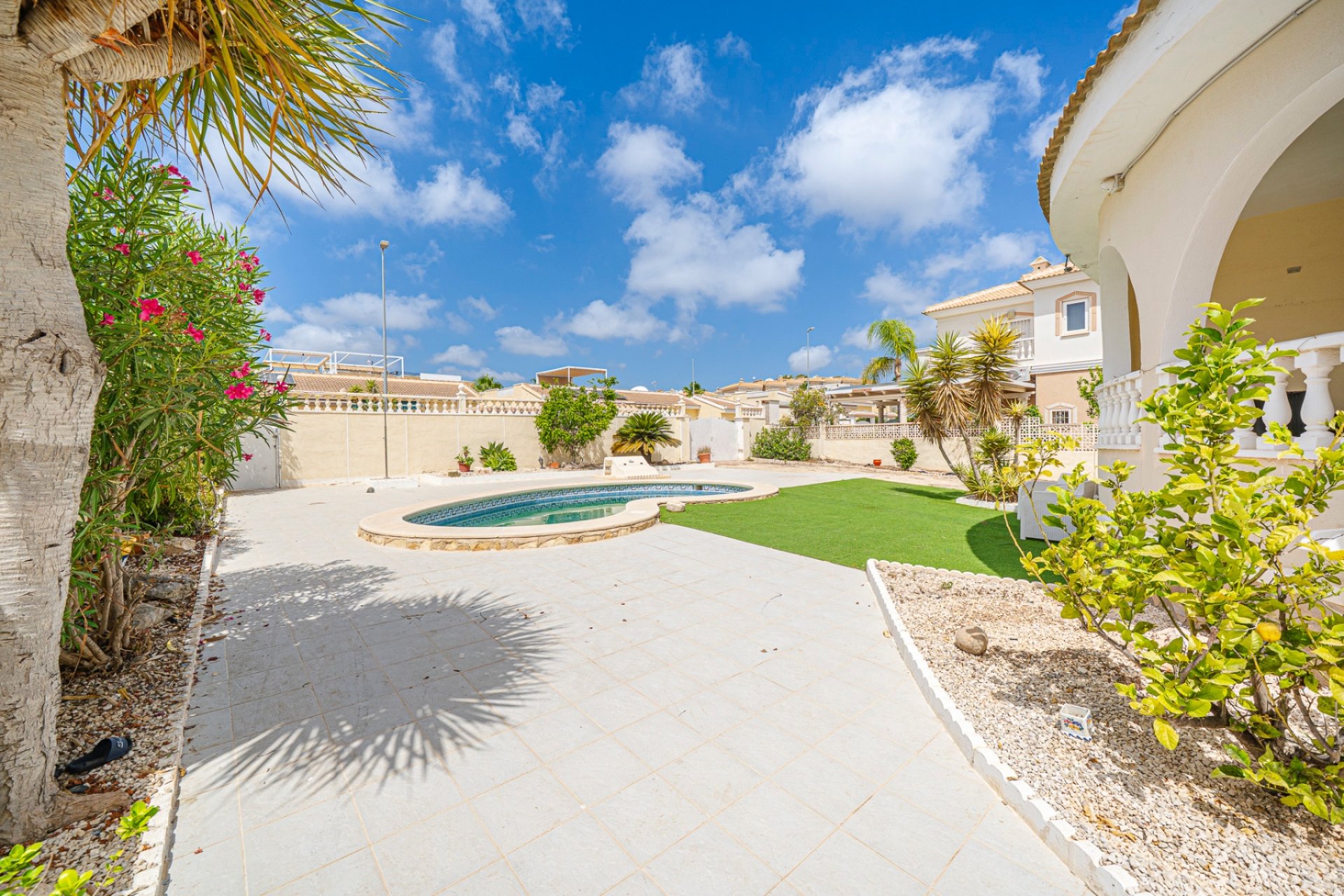 Herverkoop - Vrijstaande woning / Villa -
Ciudad Quesada - Rojales - Ciudad Quesada