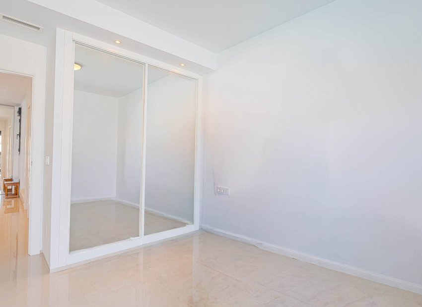 Herverkoop - Vrijstaande woning / Villa -
Ciudad Quesada - Rojales - Ciudad Quesada