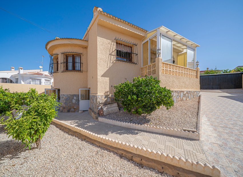Herverkoop - Vrijstaande woning / Villa -
Ciudad Quesada - Rojales - Ciudad Quesada