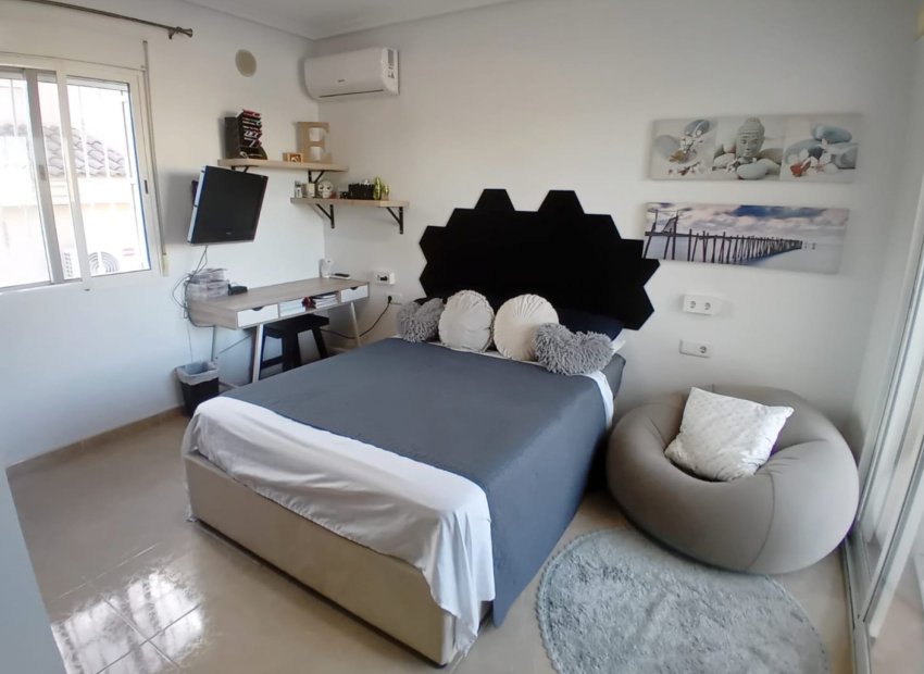 Herverkoop - Vrijstaande woning / Villa -
Ciudad Quesada - Rojales - Doña Pepa