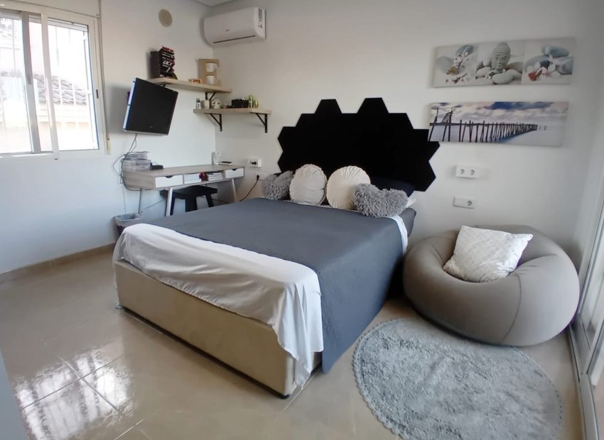 Herverkoop - Vrijstaande woning / Villa -
Ciudad Quesada - Rojales - Doña Pepa