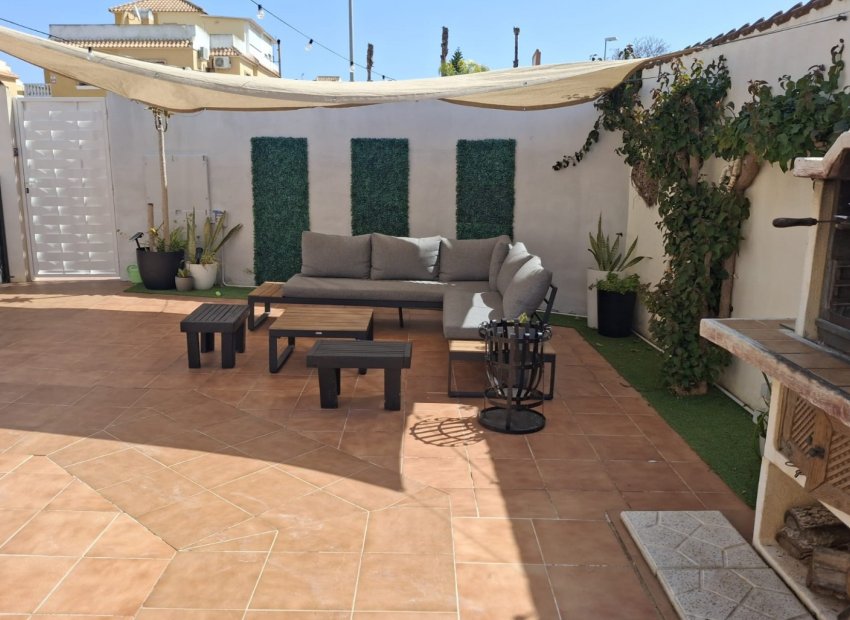 Herverkoop - Vrijstaande woning / Villa -
Ciudad Quesada - Rojales - Doña Pepa