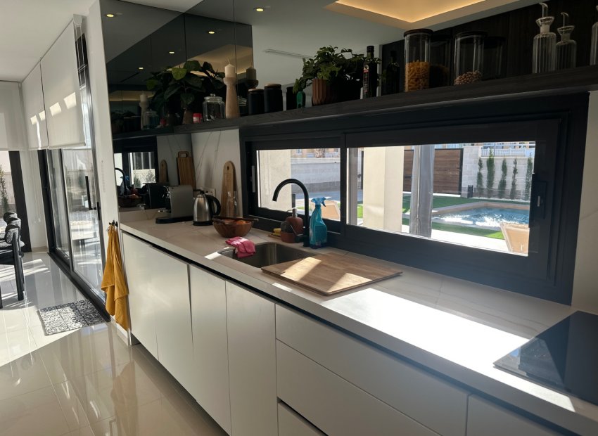 Herverkoop - Vrijstaande woning / Villa -
Ciudad Quesada - Rojales - Doña Pepa