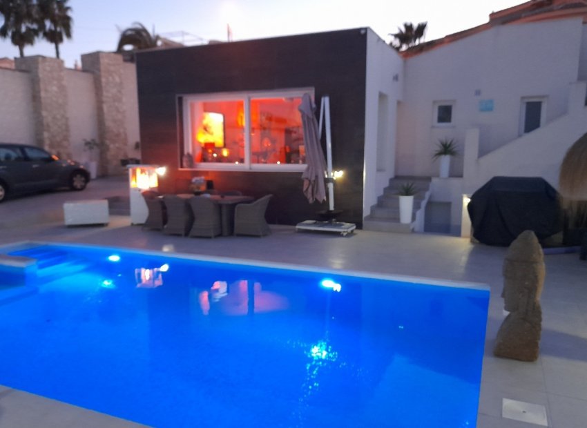 Herverkoop - Vrijstaande woning / Villa -
Ciudad Quesada - Rojales - Golf La Marquesa (Ciudad Quesada)