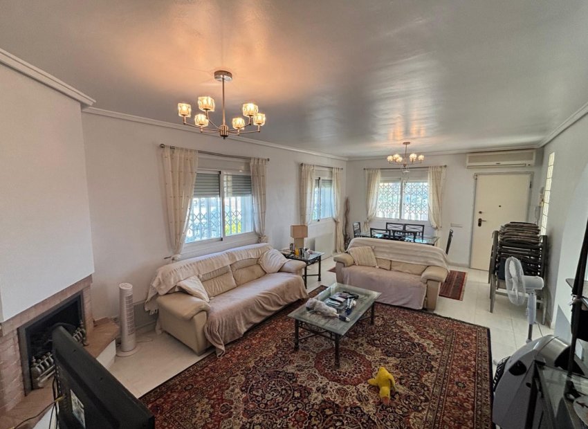 Herverkoop - Vrijstaande woning / Villa -
Ciudad Quesada - Rojales - La Fiesta