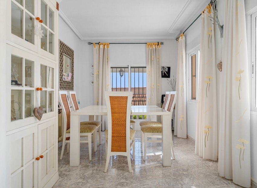 Herverkoop - Vrijstaande woning / Villa -
Ciudad Quesada - Rojales - La Marquesa Golf