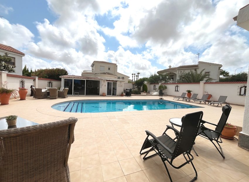 Herverkoop - Vrijstaande woning / Villa -
Ciudad Quesada - Rojales - La Marquesa Golf