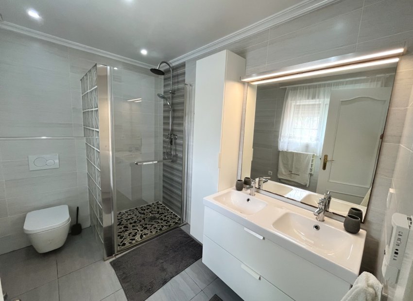 Herverkoop - Vrijstaande woning / Villa -
Ciudad Quesada - Rojales - La Marquesa Golf