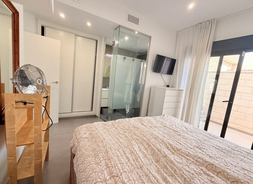 Herverkoop - Vrijstaande woning / Villa -
Ciudad Quesada - Rojales - Pueblo Bravo