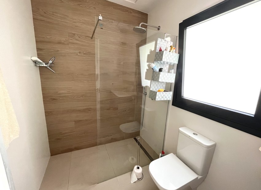 Herverkoop - Vrijstaande woning / Villa -
Ciudad Quesada - Rojales - Pueblo Bravo