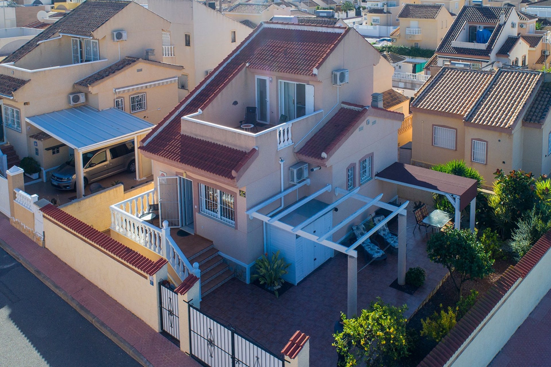Herverkoop - Vrijstaande woning / Villa -
Ciudad Quesada - Rojales - Pueblo