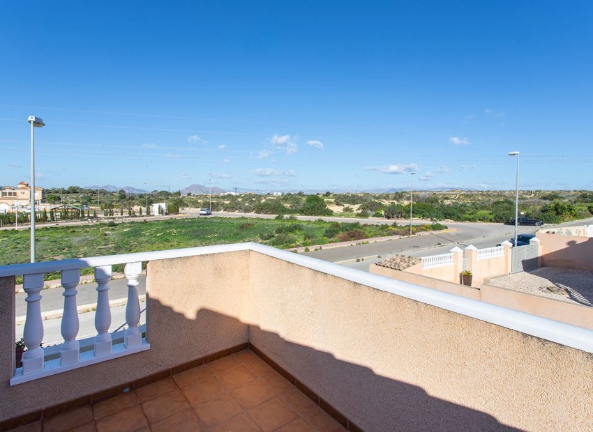 Herverkoop - Vrijstaande woning / Villa -
Ciudad Quesada - Rojales - Pueblo