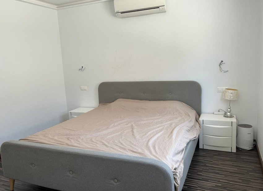 Herverkoop - Vrijstaande woning / Villa -
Ciudad Quesada - Rojales - Rojales