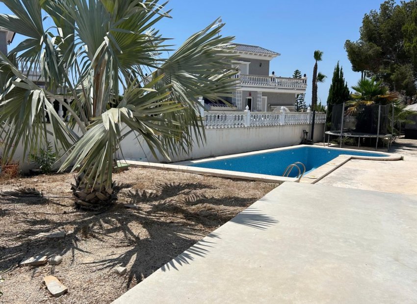 Herverkoop - Vrijstaande woning / Villa -
Ciudad Quesada - Rojales - Rojales