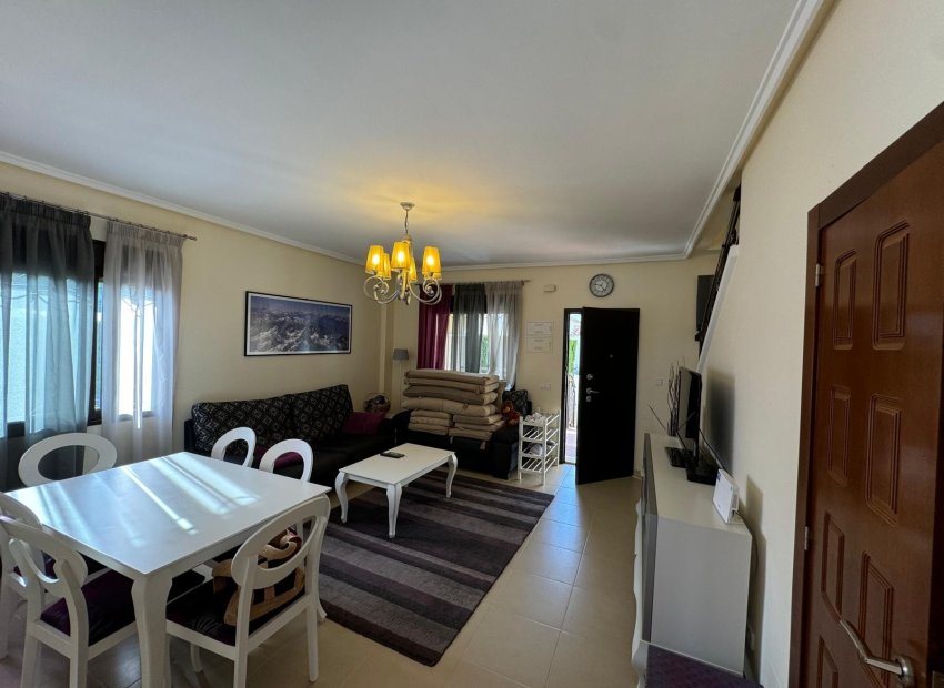 Herverkoop - Vrijstaande woning / Villa -
Ciudad Quesada - Rojales - Rojales