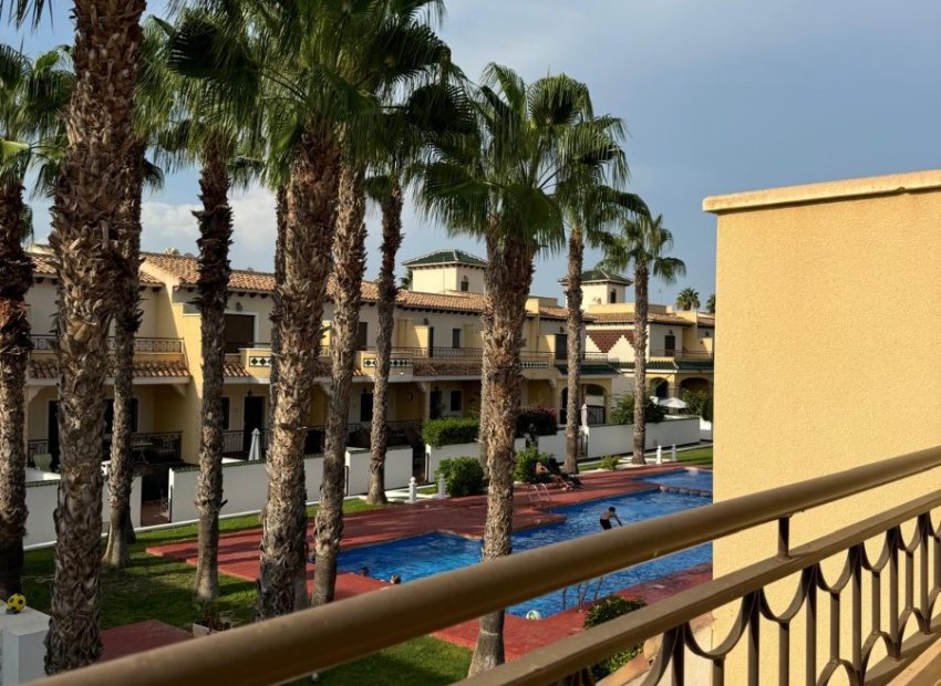 Herverkoop - Vrijstaande woning / Villa -
Ciudad Quesada - Rojales - Rojales