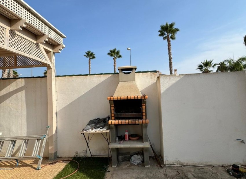 Herverkoop - Vrijstaande woning / Villa -
Ciudad Quesada - Rojales - Rojales