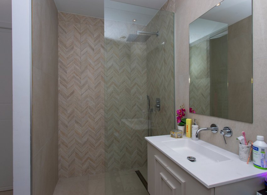 Herverkoop - Vrijstaande woning / Villa -
Ciudad Quesada - Rojales - Rojales