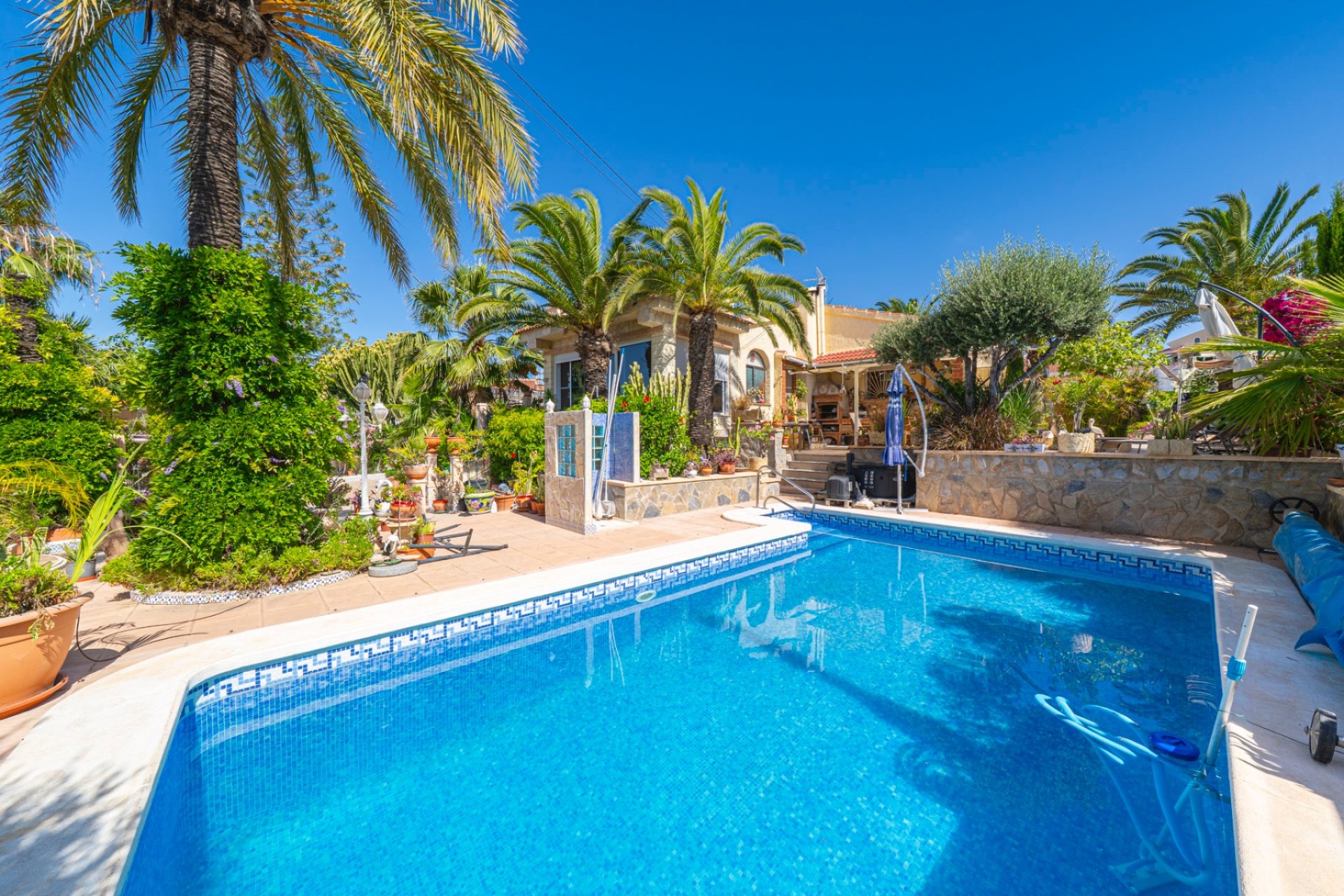 Herverkoop - Vrijstaande woning / Villa -
Ciudad Quesada - Rojales - Rojales