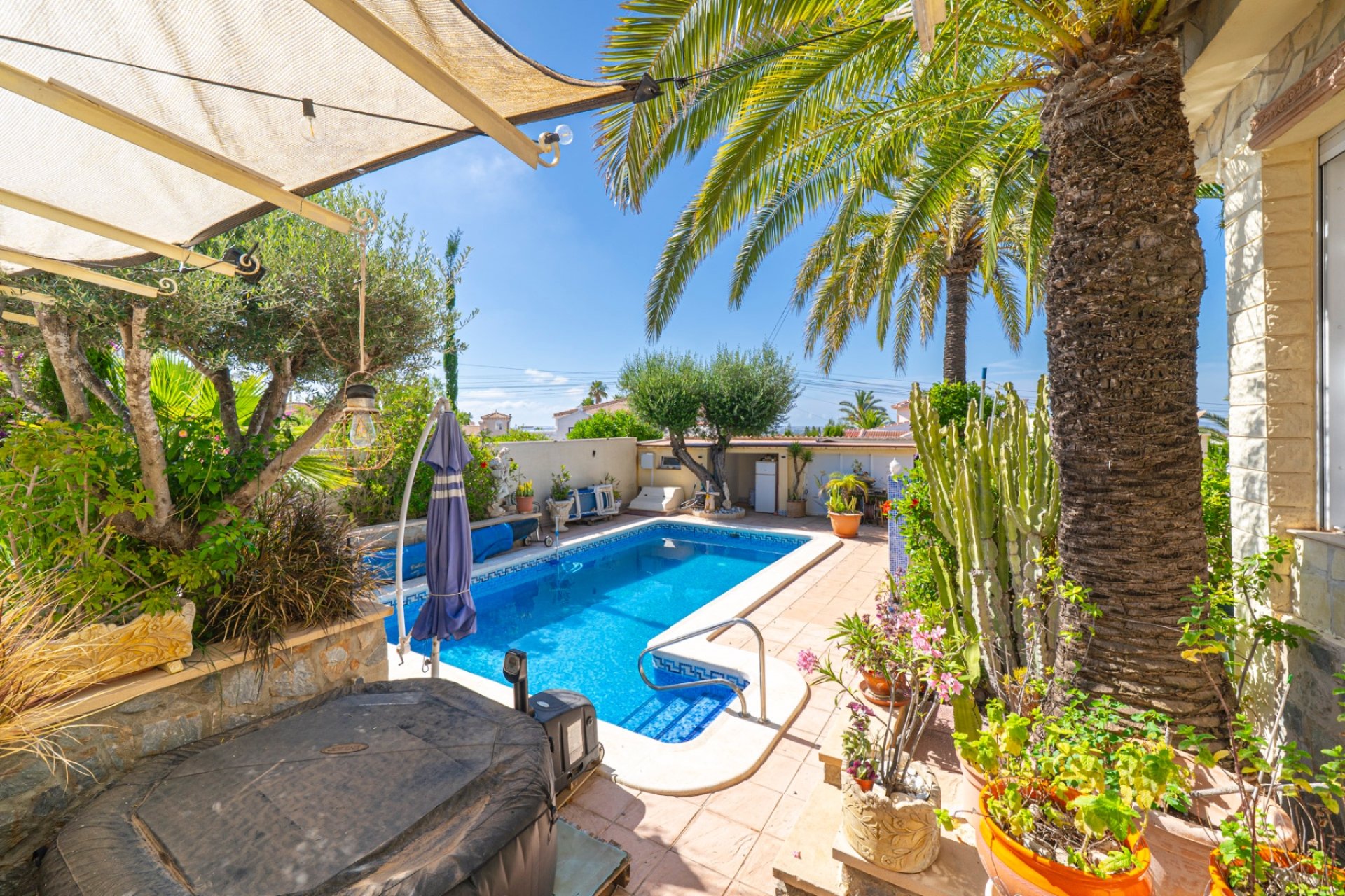 Herverkoop - Vrijstaande woning / Villa -
Ciudad Quesada - Rojales - Rojales