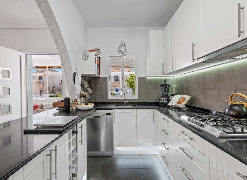 Herverkoop - Vrijstaande woning / Villa -
Ciudad Quesada - Rojales - Rojales