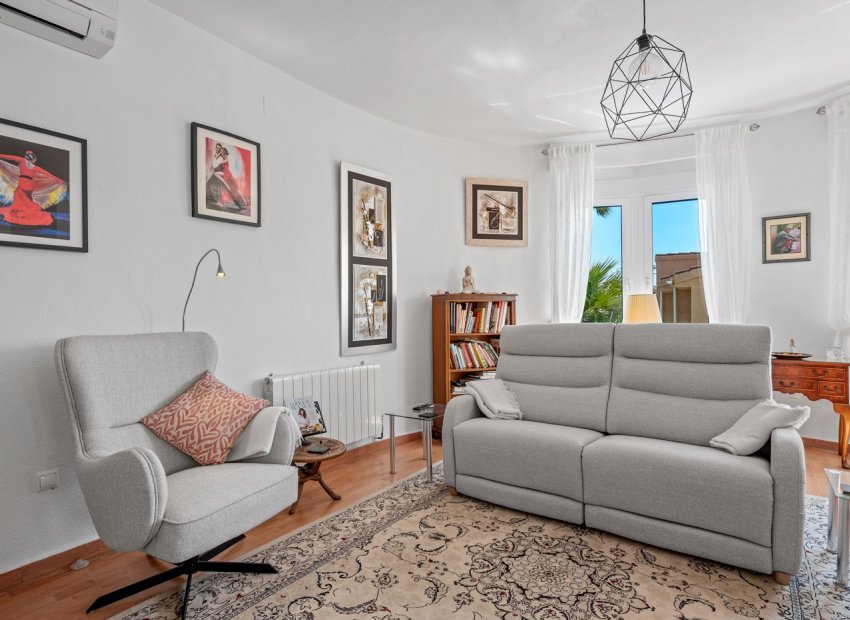 Herverkoop - Vrijstaande woning / Villa -
Ciudad Quesada - Rojales - Rojales