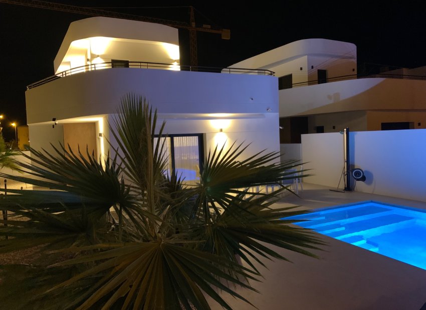 Herverkoop - Vrijstaande woning / Villa -
Ciudad Quesada - Rojales - Rojales