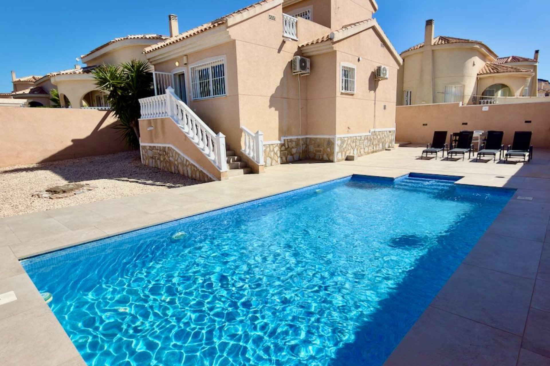 Herverkoop - Vrijstaande woning / Villa -
Ciudad Quesada - Rojales - Rojales