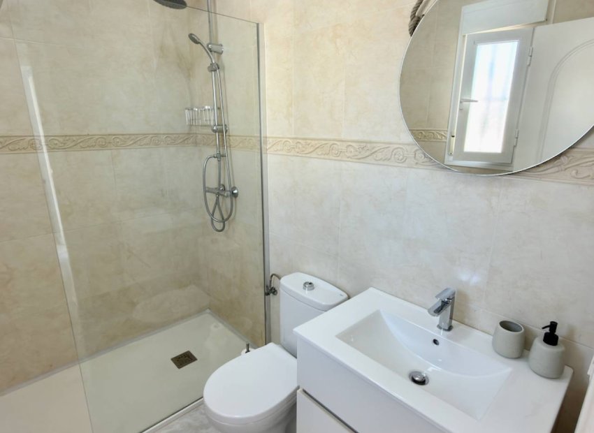 Herverkoop - Vrijstaande woning / Villa -
Ciudad Quesada - Rojales - Rojales