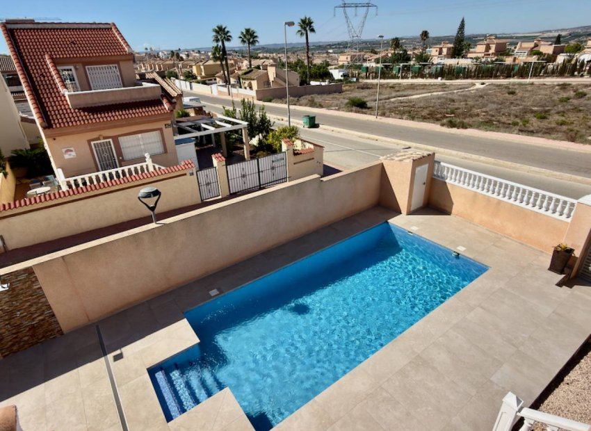 Herverkoop - Vrijstaande woning / Villa -
Ciudad Quesada - Rojales - Rojales