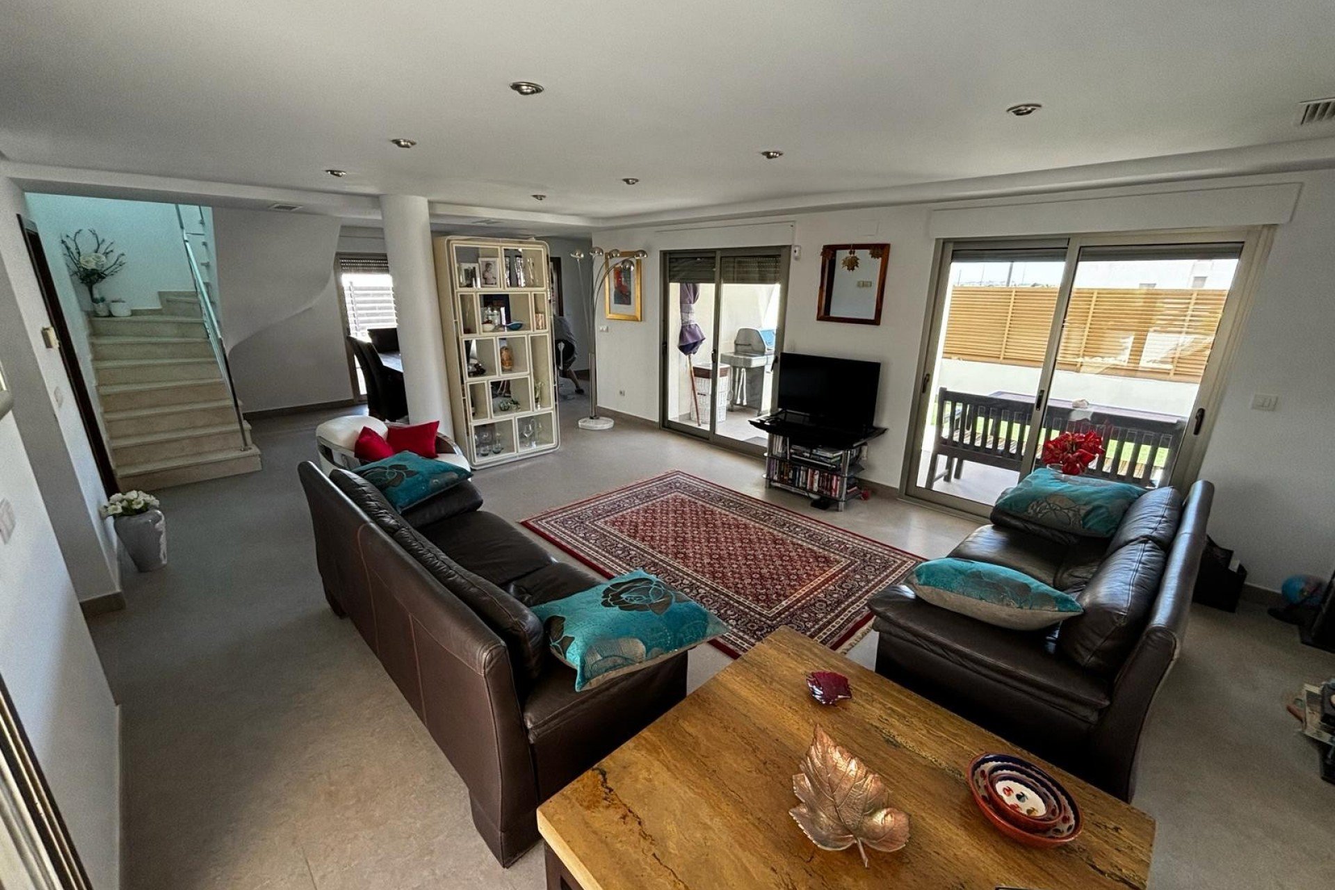 Herverkoop - Vrijstaande woning / Villa -
Cox