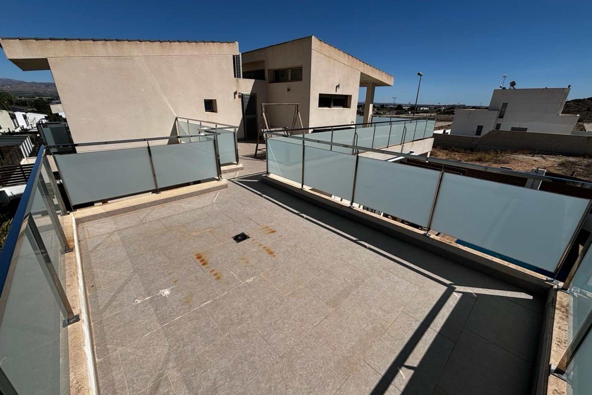 Herverkoop - Vrijstaande woning / Villa -
Cox