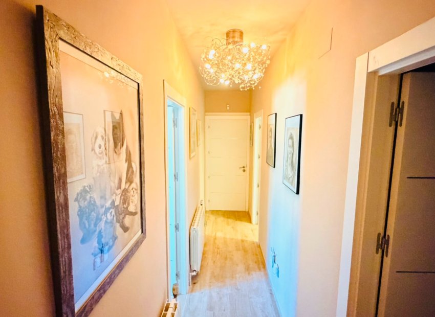Herverkoop - Vrijstaande woning / Villa -
Daya Vieja