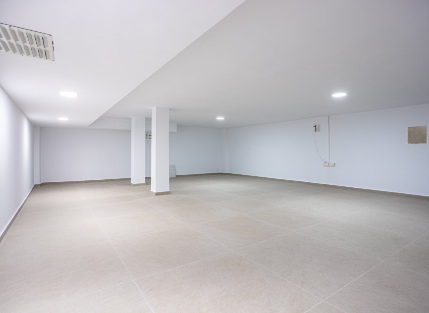 Herverkoop - Vrijstaande woning / Villa -
Dolores