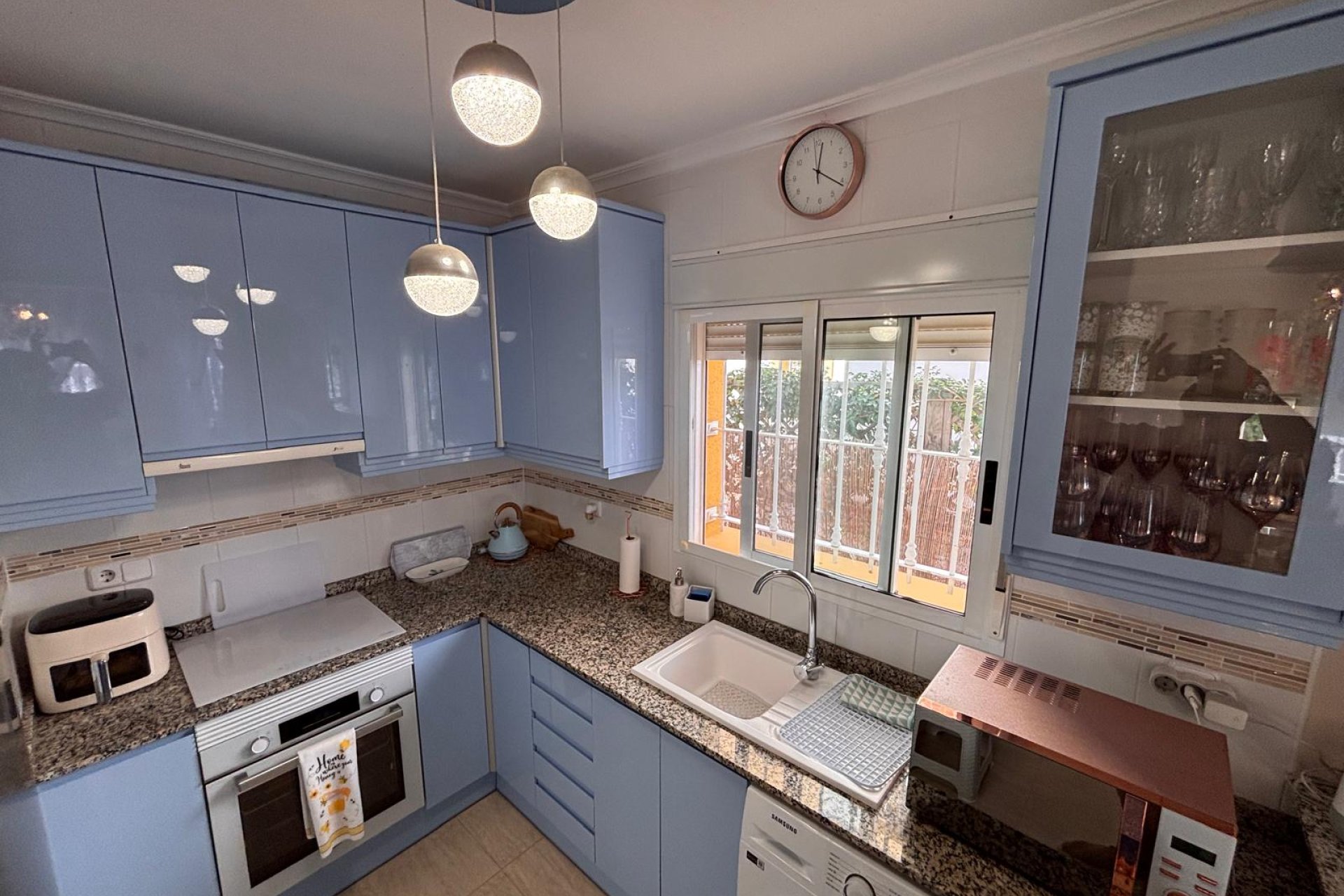 Herverkoop - Vrijstaande woning / Villa -
El Campo