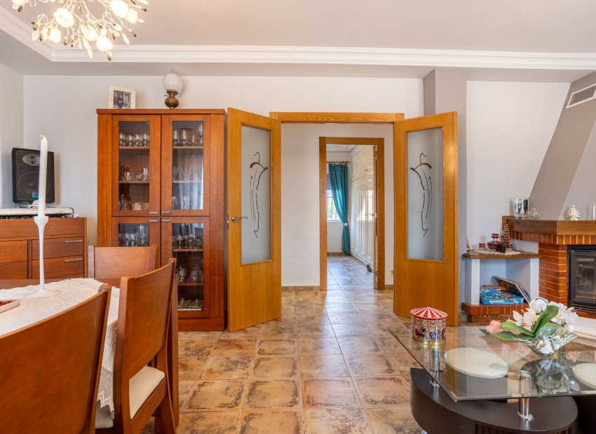 Herverkoop - Vrijstaande woning / Villa -
Elche - La Hoya