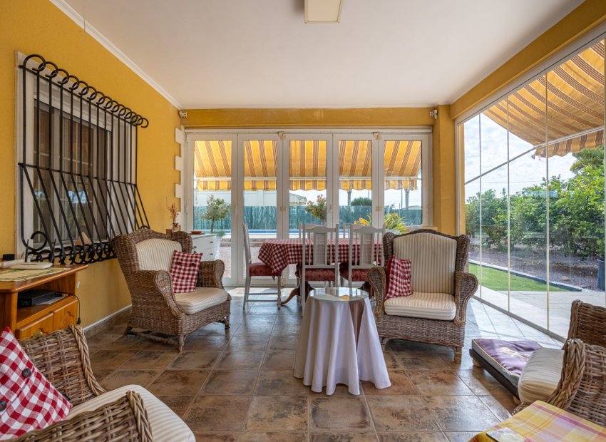 Herverkoop - Vrijstaande woning / Villa -
Elche - La Hoya