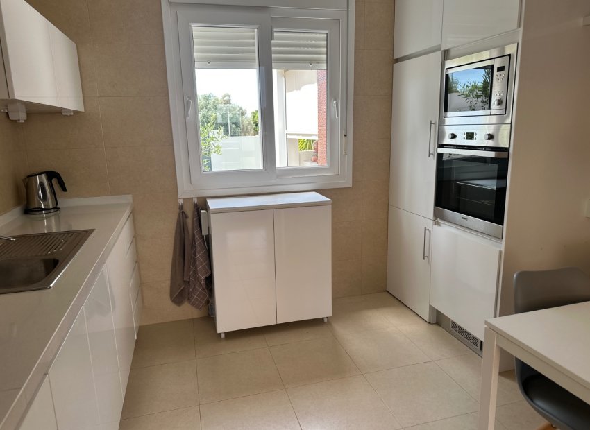 Herverkoop - Vrijstaande woning / Villa -
Gran Alacant